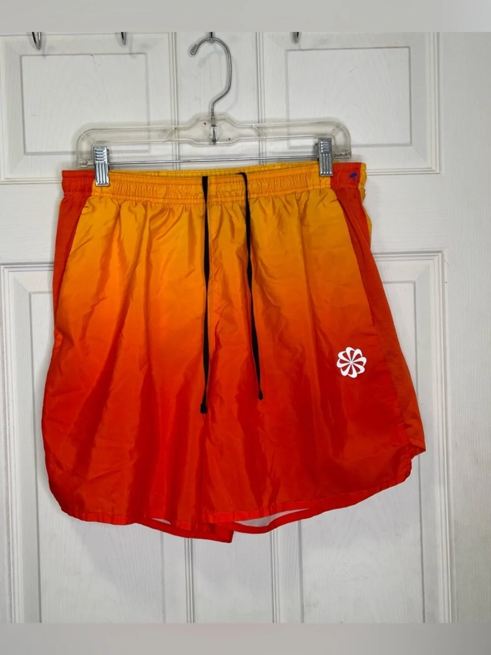 Nike Sportswear Pinwheel Challenger Shorts Mens XL Orange Lined Running Gym
